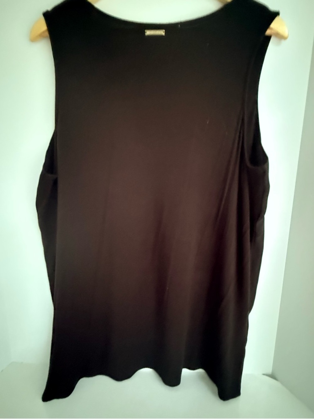 Michael Kors Black V-Neck Sleeveless Camisole - Picture 3 of 7